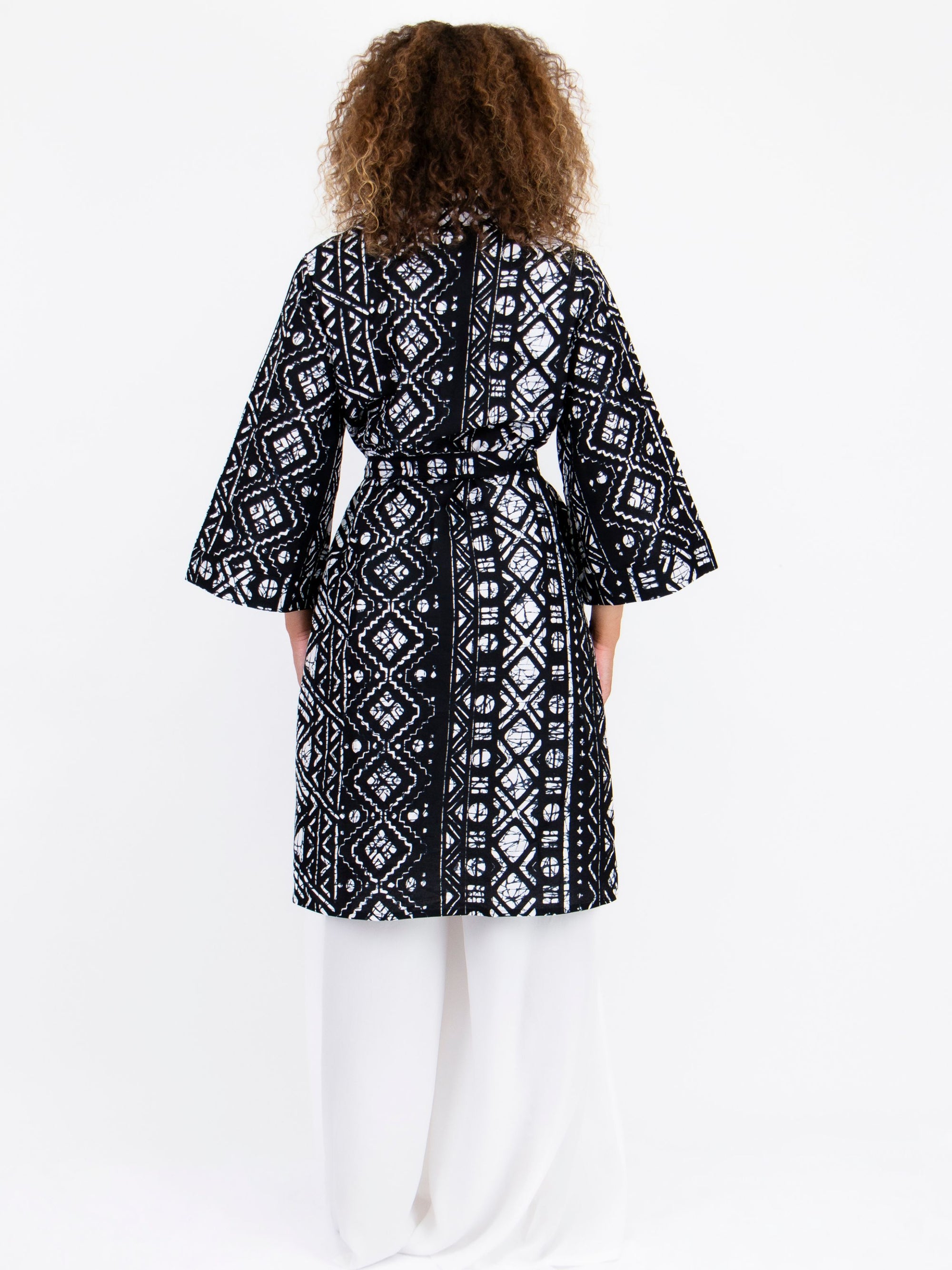 Black & White Printed Kimono Duster