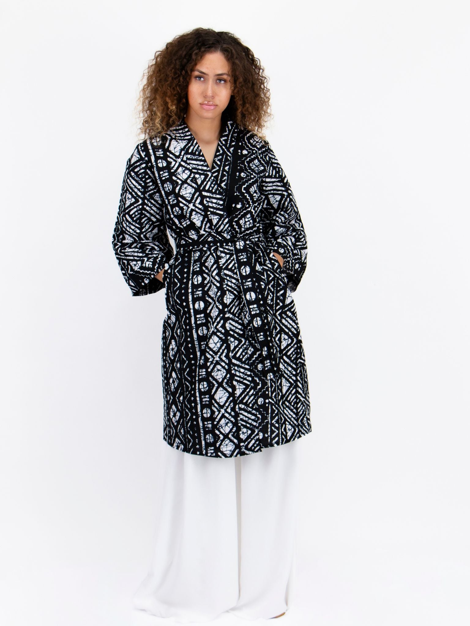 Black & White Printed Kimono Duster