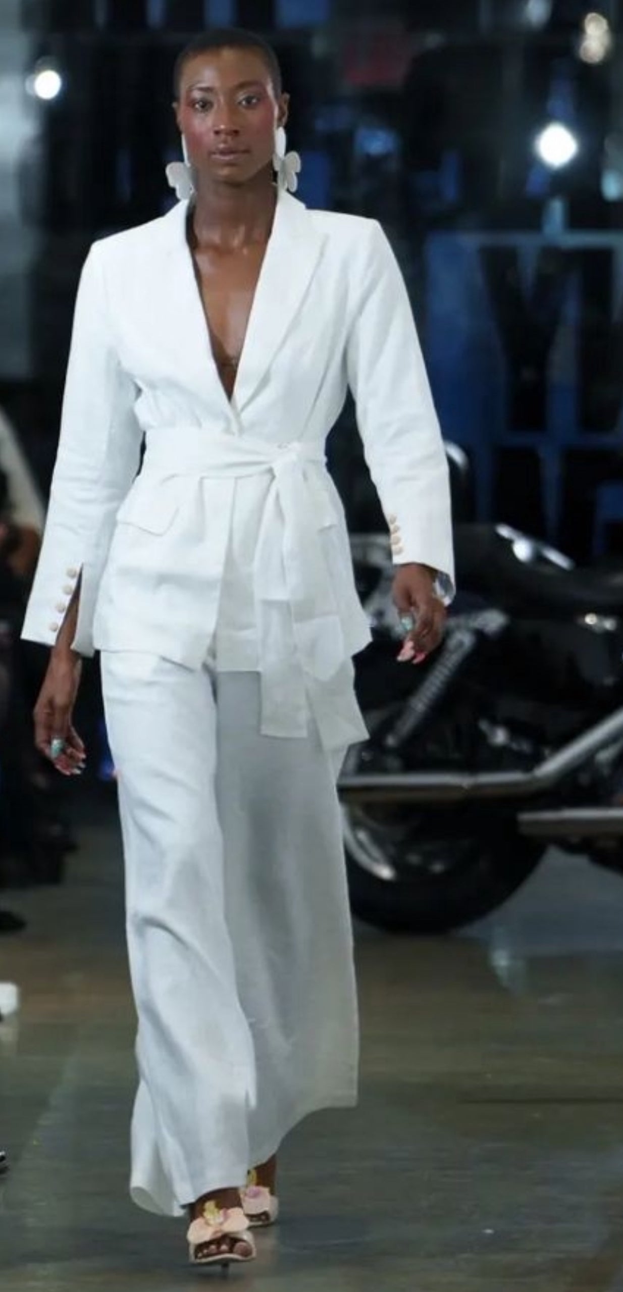 White Linen Suit  [Sample Sale]